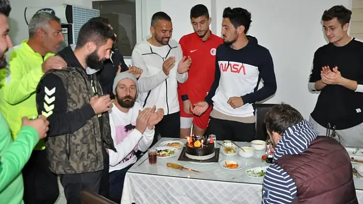 Fethiyesporlu Golcüye Doğum Günü Kutlaması