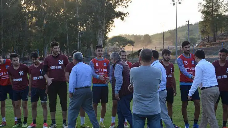 Futbolculara Moral Ziyareti