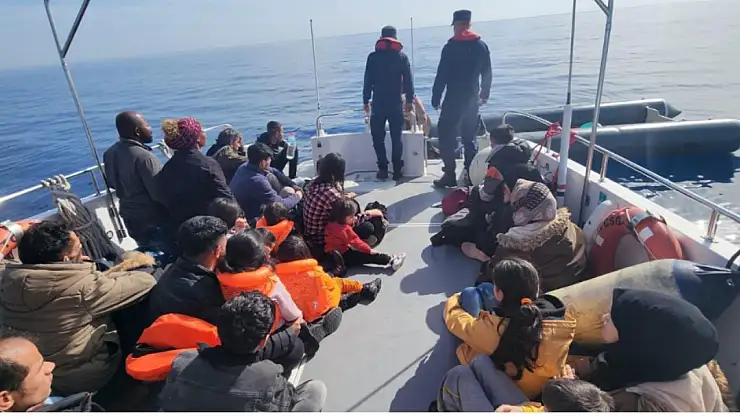 Göçmenler ölüme terk edildi