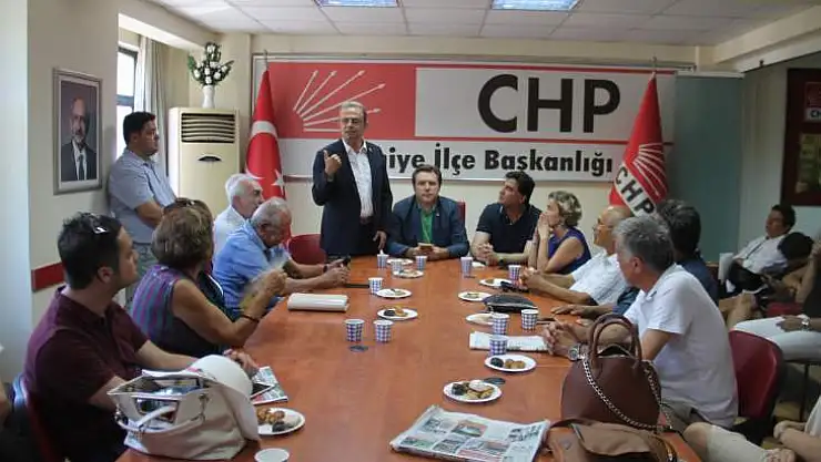CHP'DE BAYRAMLAŞMA TÖRENİ