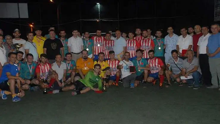 SEYDİKEMER'DE ÇOK ÖZEL TURNUVA DUYGU SELİ YARATTI