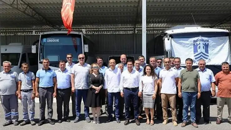BAŞKAN ARAS PERSONELİ İLE BAYRAMLAŞTI