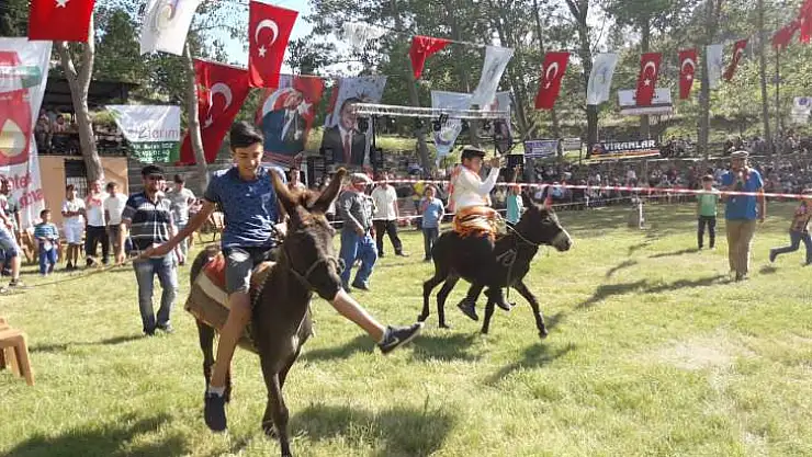 Yörük Kültürünü Unutturmuyorlar