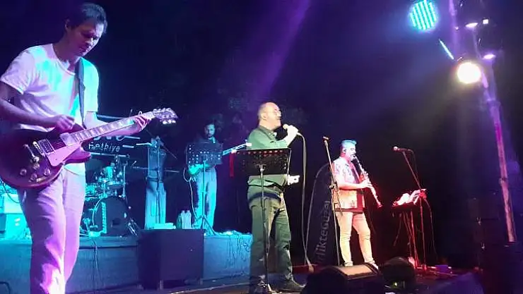 HÜSNÜ ARKAN MEST ETTİ