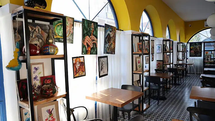 'Halk Kafe' vatandaşın uğrak noktası oldu