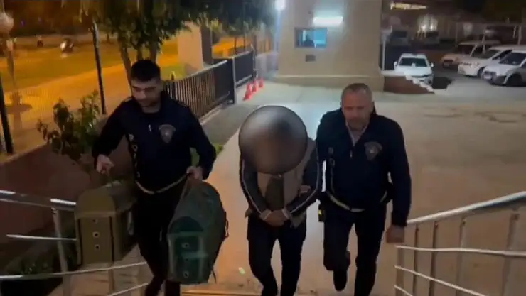 Horoz dövüştüren 5 kişi yakalandı