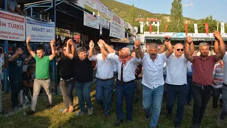 İş İnsanı Yasin Örskan Dirmil Yağlı Güreşlerinin Yeni Ağası Oldu