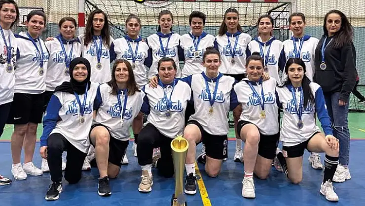İşitme engelliler spor kulübü şampiyon oldu