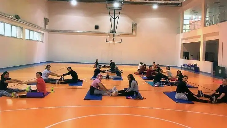 Kadınlar sporla buluşmaya devam ediyor