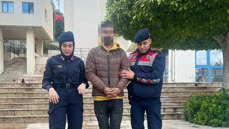 KARŞILIKSIZ ÇEK DOLANDIRICISI JANDARMAYA YAKALANDI