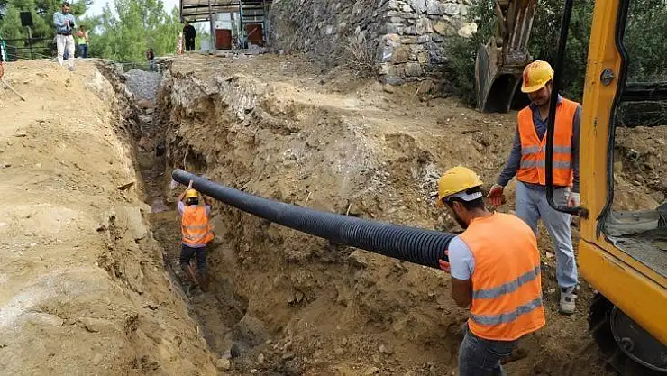 Kavaklıdere'nin alt yapı hizmeti başladı