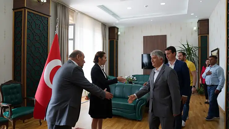 Kaymakam Büyüker ve Başkan Otgöz, bayram tebriklerini kabul etti