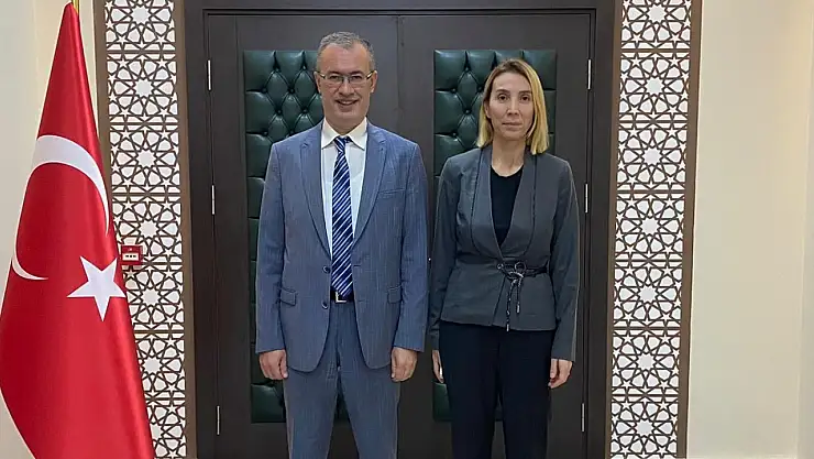 Kaymakam Ertaş'tan Kaymakam Büyüker'e iade-i ziyaret