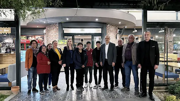 koruyucu aileler ile iftarda bir araya geldi