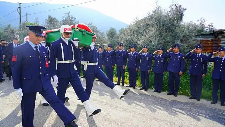 Kore Gazisi toprağa verildi