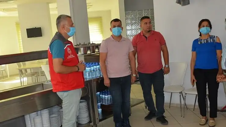 KÖYCEĞİZ'DE OKULLAR AÇILMADAN KANTİNLER DENETLENDİ