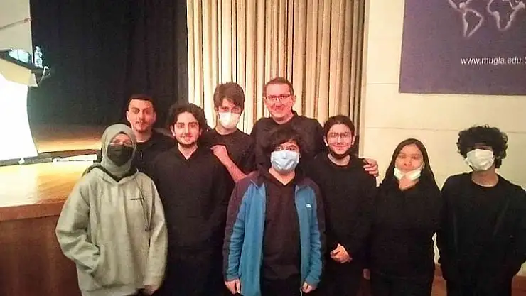 Köyceğizli gençler NASA'da görevli Dr. Umut Yıldız ile bir araya geldi