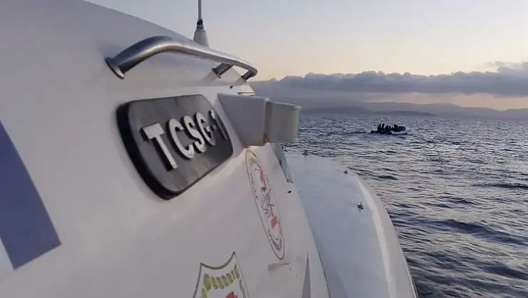 Lastik botla kaçarken yakalandılar