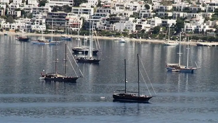 Lüks yatlar Bodrum'u mesken tuttu