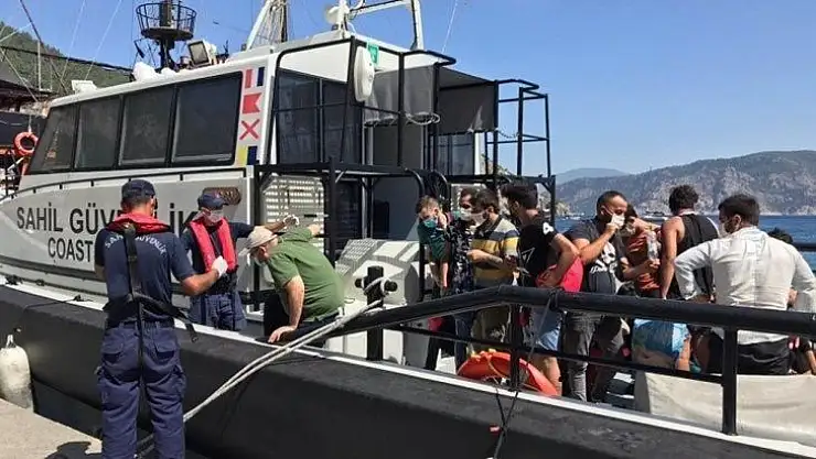 Marmaris açıklarında 35 düzensiz göçmen yakalandı