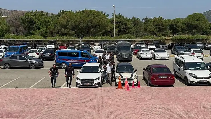 Mekan sahibiyle müşteriler arasında kavga çıktı