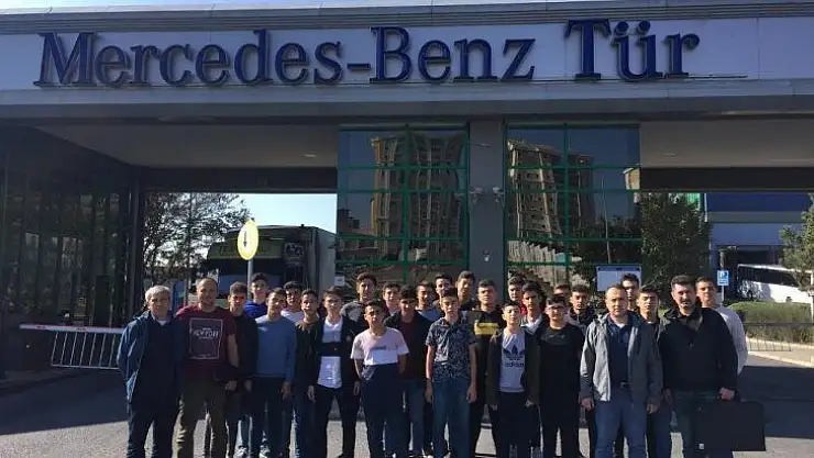 Meslek alanlarını yerinde incelediler