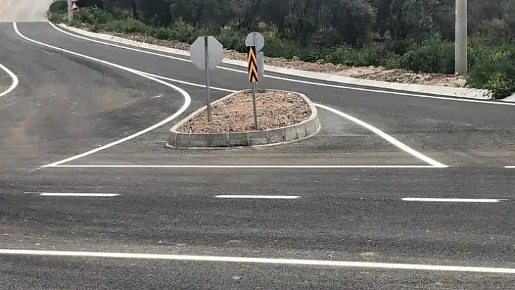 Milas'ta köprülü kavşak trafiğe açıldı