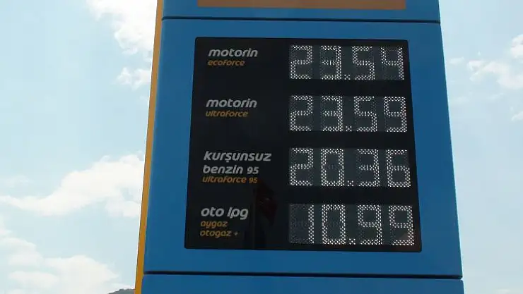 MOTORİN FİYATI YERİNDE DURMUYOR