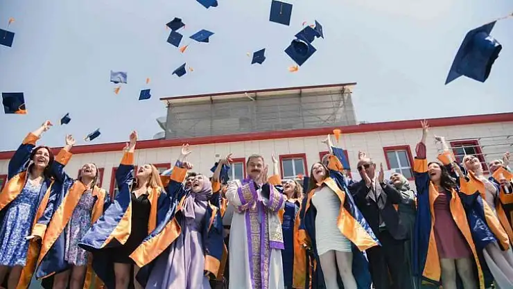 MSKÜ'de mezuniyet törenleri devam ediyor