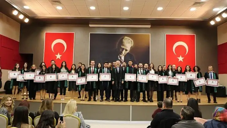 Muğla Barosu'na 21 yeni avukat katıldı
