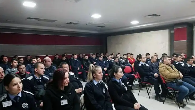 Muğla Büyükşehirden iletişim eğitimi