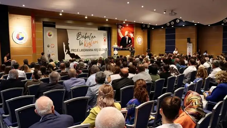 Muğla'da babasının bayrağını taşıyan 63 kadının başarı hikayesi törenle tanıtıldı