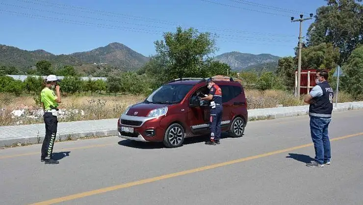 Muğla'da jandarma ve polis ekiplerinden ortak denetim
