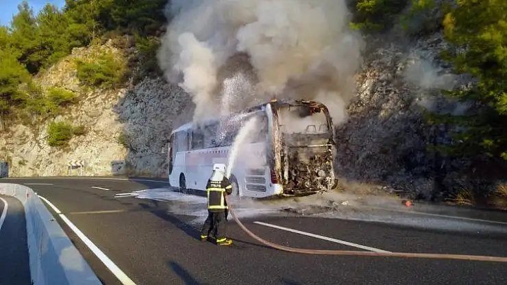 Muğla'da otobüs yangını