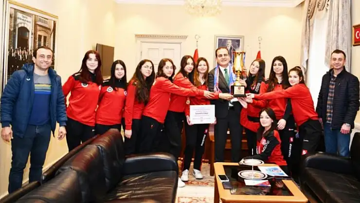 Muğla Ege Yıldızları'ndan Vali Akbıyık'a ziyaret