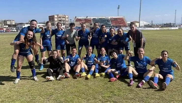 MUĞLA KADIN FUTBOL TAKIMI HAFTAYI 3 PUANLA KAPATTI