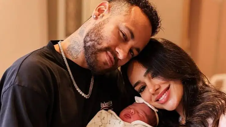 Neymar, Eşine Hediye Olarak Gökyüzünden Yıldız Aldı!