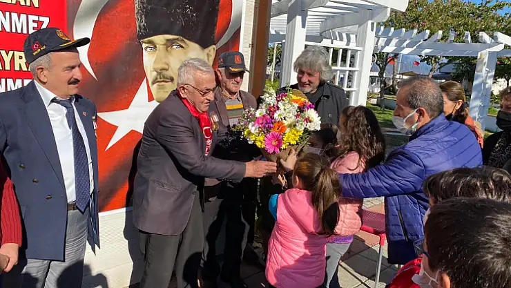 Öğrenciler gazileri ziyaret etti