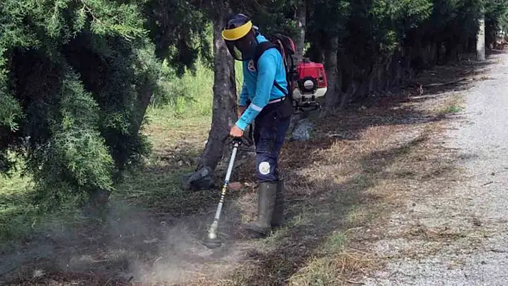 Ortaca'nın park bahçe ve yollarında çalışma