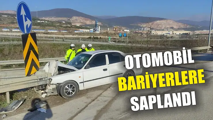 Otomobil bariyerlere saplandı