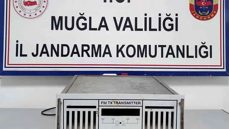 Radyo vericisi çalındı