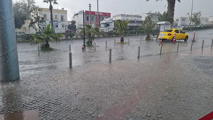 Sağanak ve dolu yağışı etkili oldu