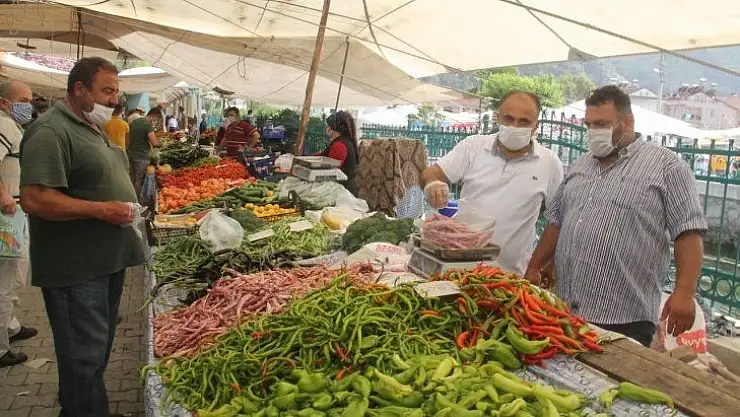 Salı Pazarı'nda bayram alışverişi