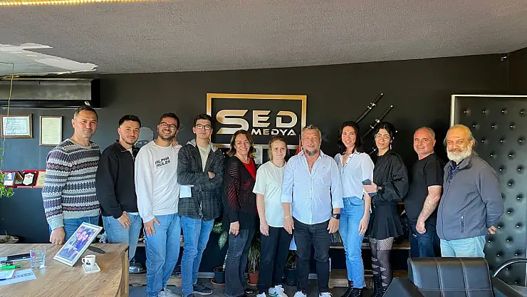 SED Medya ekibi bayramı erken kutladı