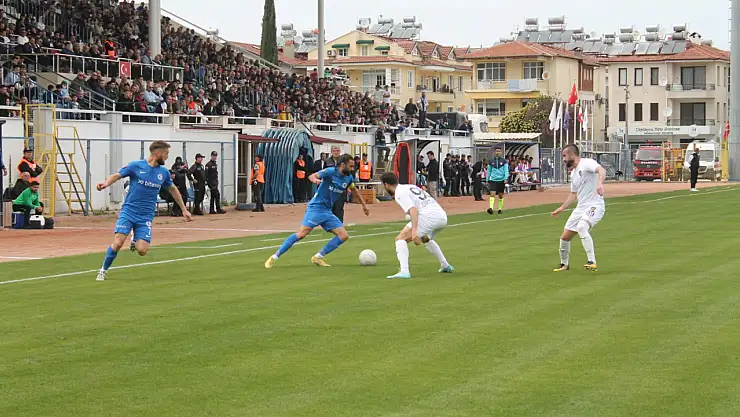 Şimşekler Pazarspor'a konuk oluyor