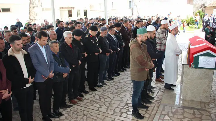 Trafik Kazasında Hayatını Kaybeden Asteğmen Toprağa Verildi