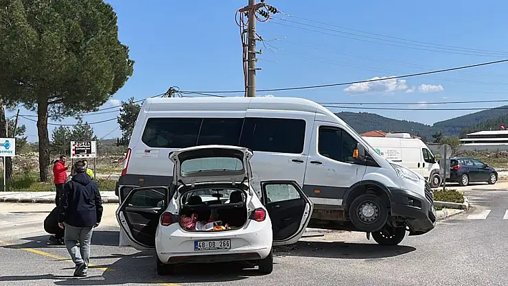 Kavşakta ilginç kaza