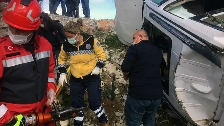 Yatağan'da sıkışmalı trafik kazası