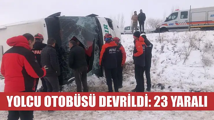 Yolcu otobüsü devrildi: 23 yaralı