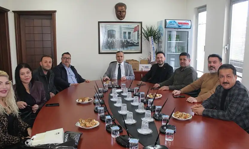 Fethiye Beşiktaş Taraftarlar Derneği'nden Esnaf Odası'na hayırlı olsun ziyareti